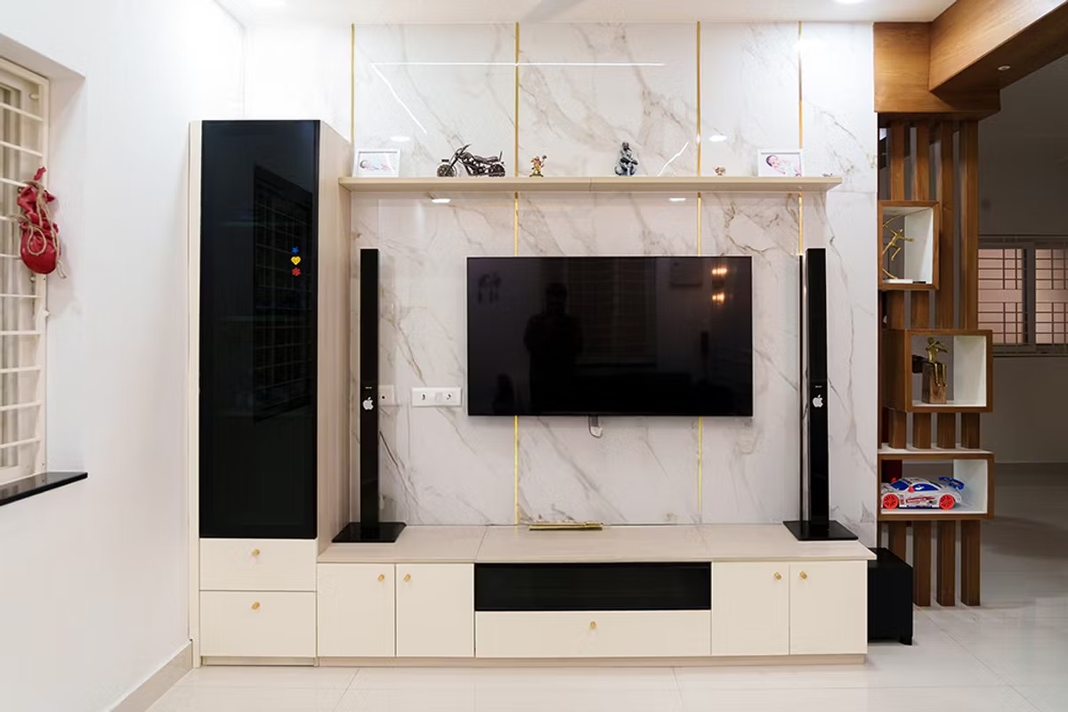 imgi_455_tv-1-1-1752137144-kZSU0