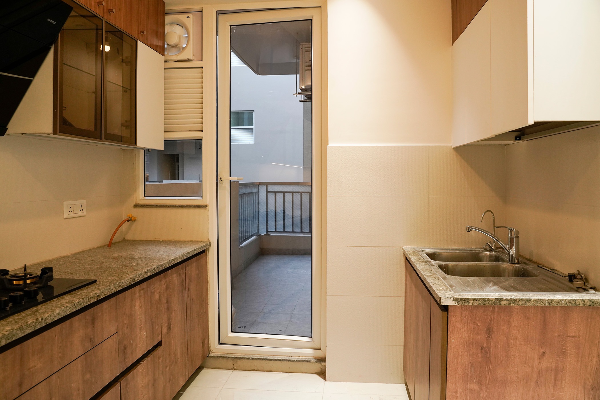 imgi_582_ki-12-1753694667-Dj9dc